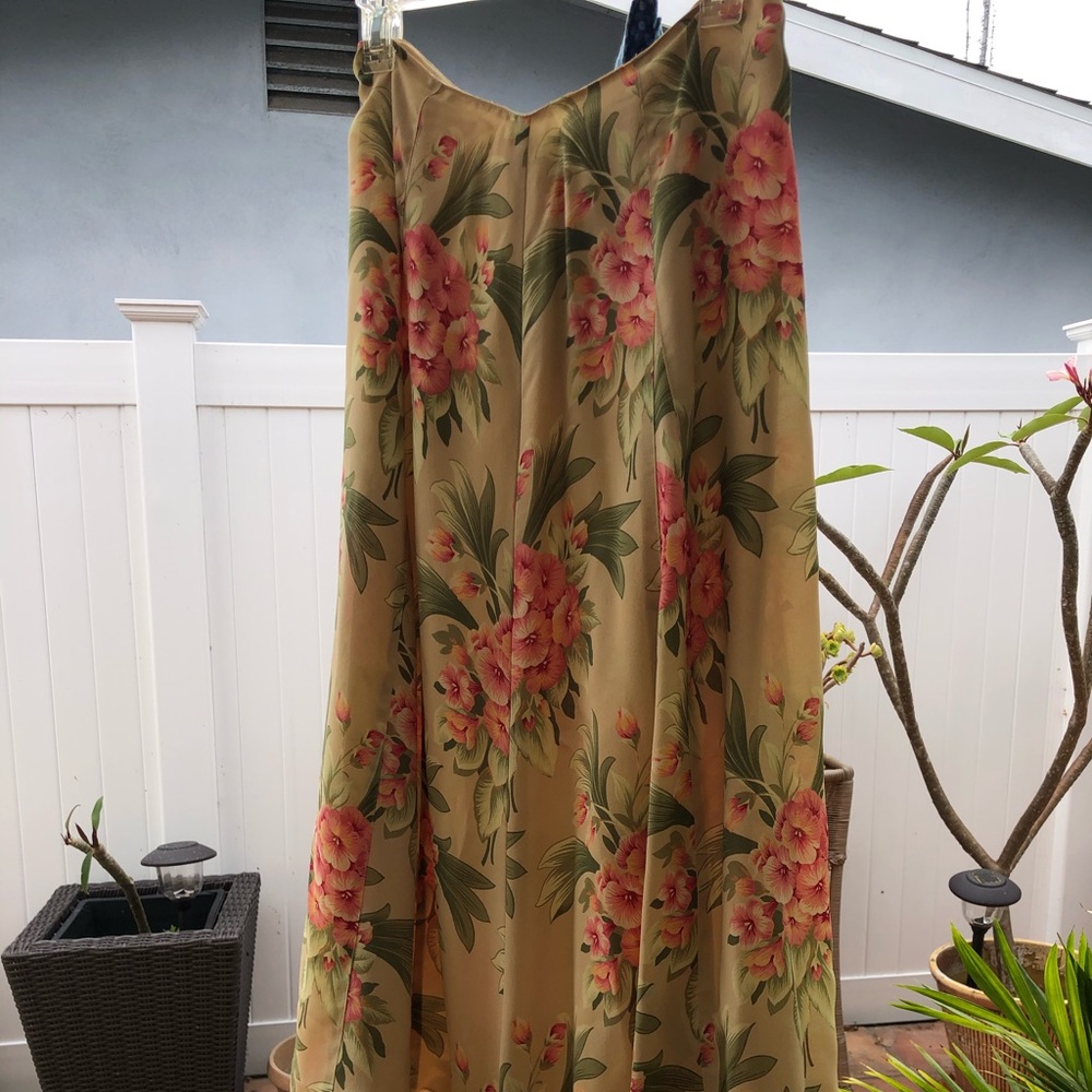 Floral skirt